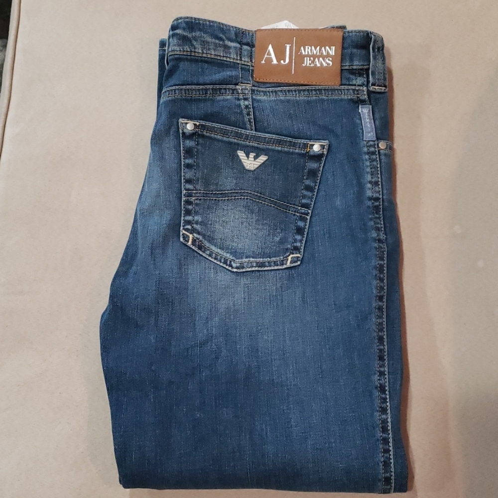 AJ Armani Jean's Size 6 US EU 29